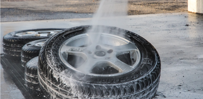 tire-2875251_1280_GESCHNITTEN.png